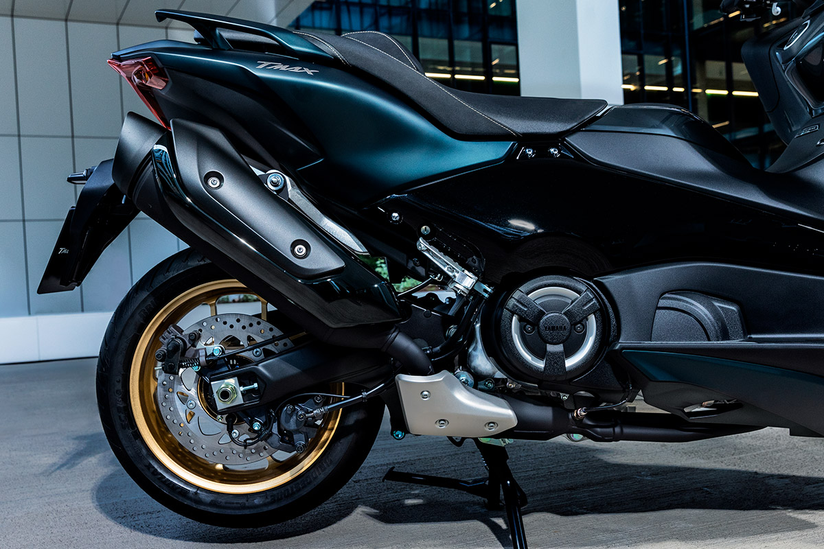 yamaha_tmax_2023