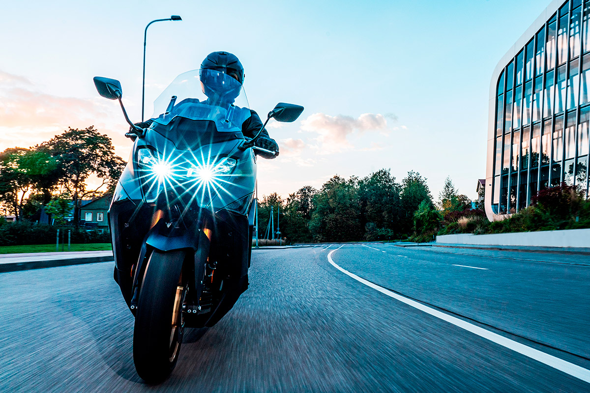 yamaha_tmax_2023_6