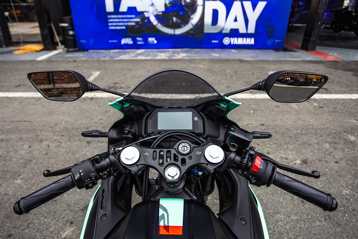 Yamaha_Fanday_TSC-60215